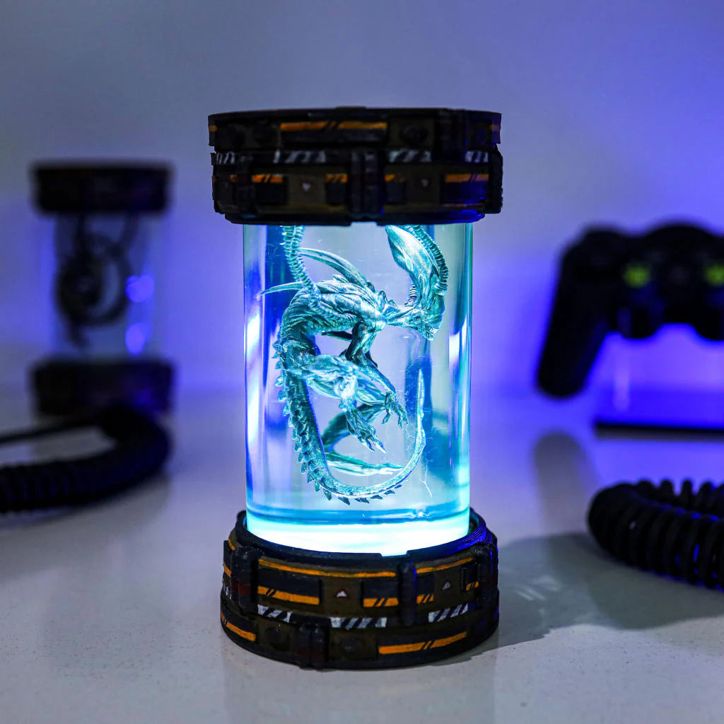 Alien Xenomorph Biolab Resin Lamp V1