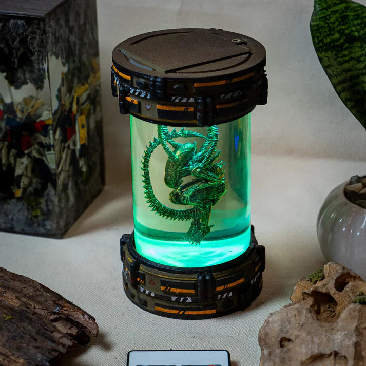 Alien Xenomorph Biolab Resin Lamp
