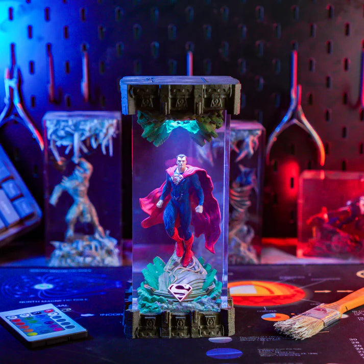 Superman LED Diorama Lamp, DC Comics Resin Light