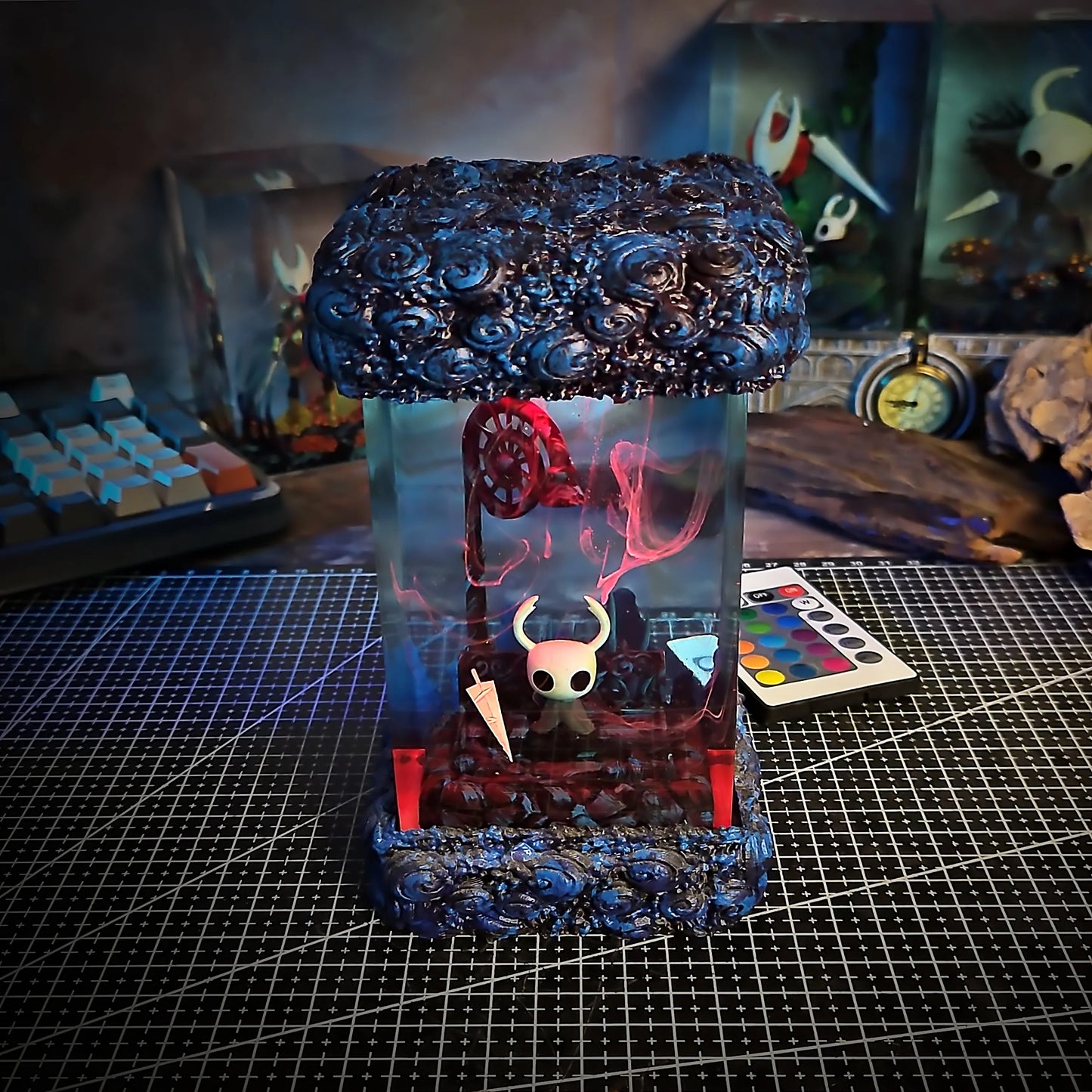 Hollow Knight Inspired Resin Diorama Lamp