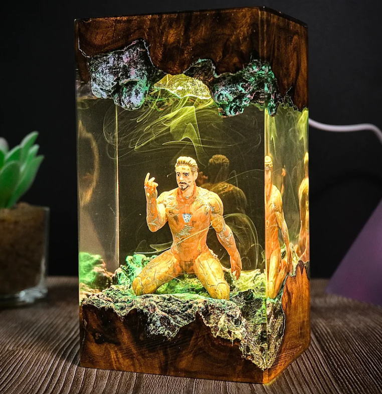 Iron Man Endgame Diorama Lamp, Wood and Resin Light