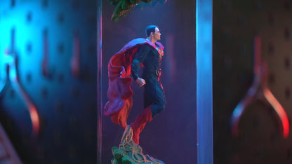 Superman LED Diorama Lamp, DC Comics Resin Light