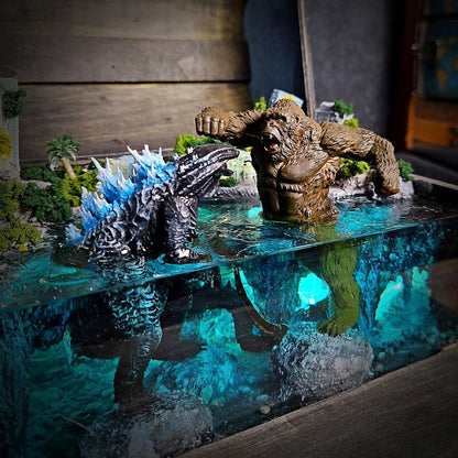 Godzilla vs Kong Diorama Box